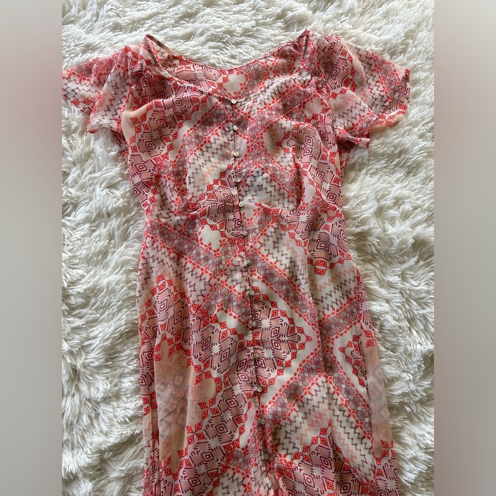 Express | Tapestry Print Short Sleeve Maxi Sheer Overlay Mini Dress - Picture 7 of 10